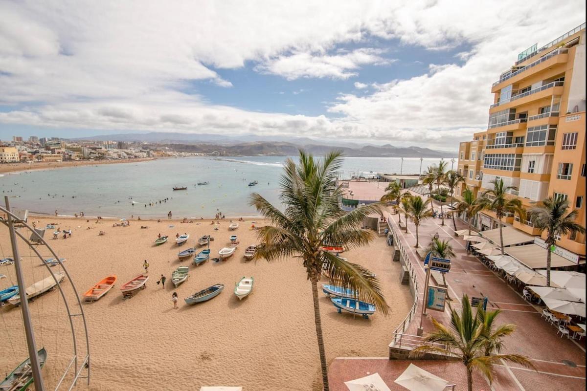 En Primera Linea De La Playa De Las Canteras Vista Al Mar Las Palmas Buitenkant foto